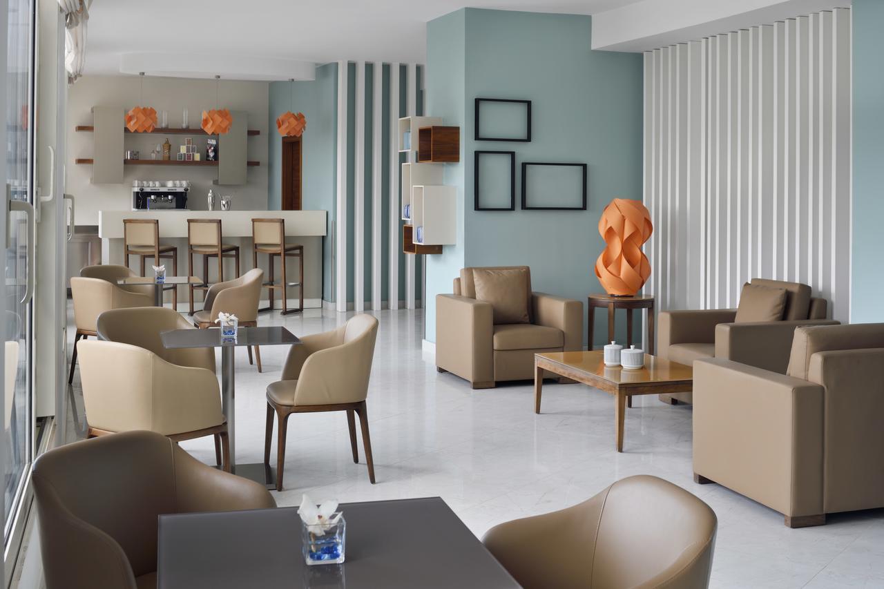 Protea Hotel By Marriott Konstantin Dış mekan fotoğraf